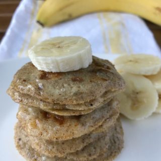 These mini pancakes are bursting with the flavors of bananas and cinnamon! With only 4 ingredients this is a fast and simple snack or addition to your breakfast. Free of grain, gluten, dairy & refined sugar. These are Paleo & SCD legal.