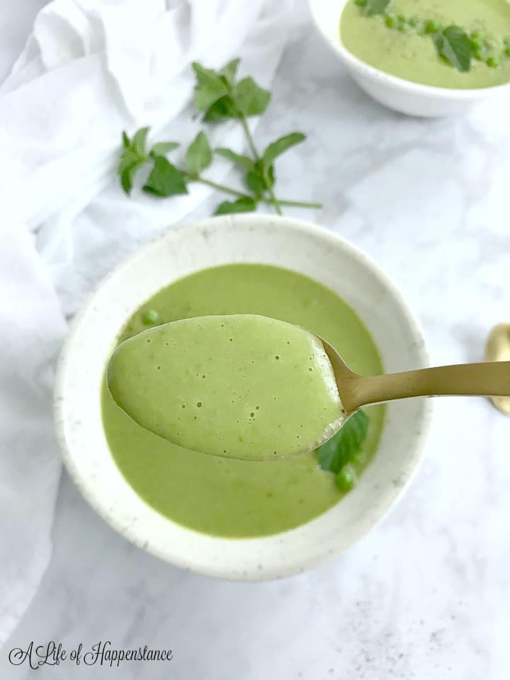 A spoonful of green pea soup. 